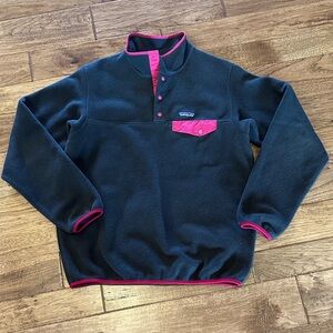 Patagonia Gray/pink 1/4 snap Fleece